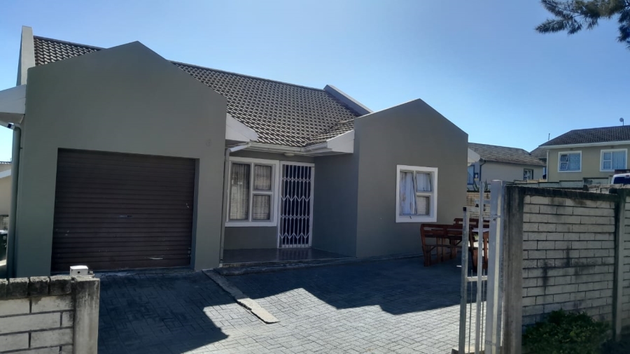 3 Bedroom Property for Sale in Haven Hills Eastern Cape